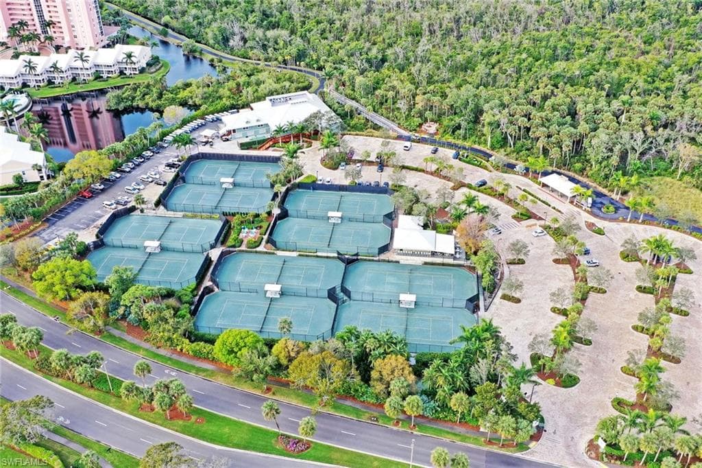 613 Serendipity Dr 613, Naples, FL 34108-50