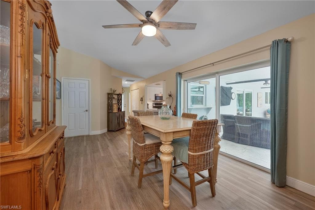 1380 39th St SW, Naples, FL 34117-9