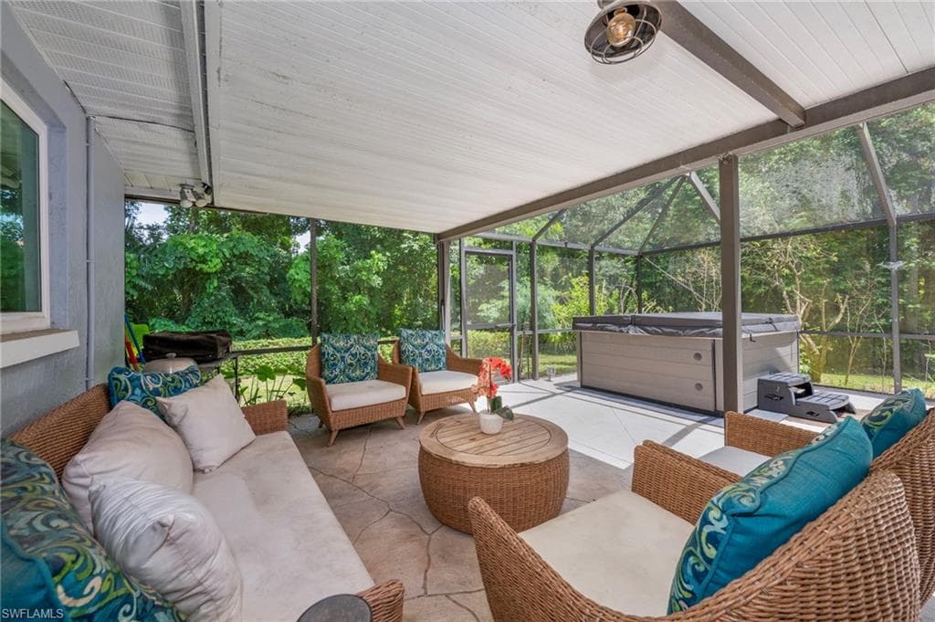 1380 39th St SW, Naples, FL 34117-17