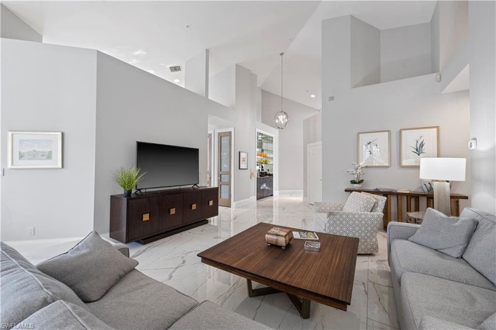 167 Colonade Cir 1203, Naples, FL 34103-11