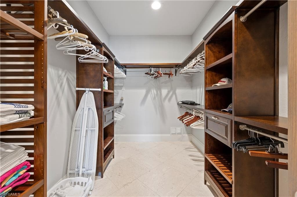 167 Colonade Cir 1203, Naples, FL 34103-22