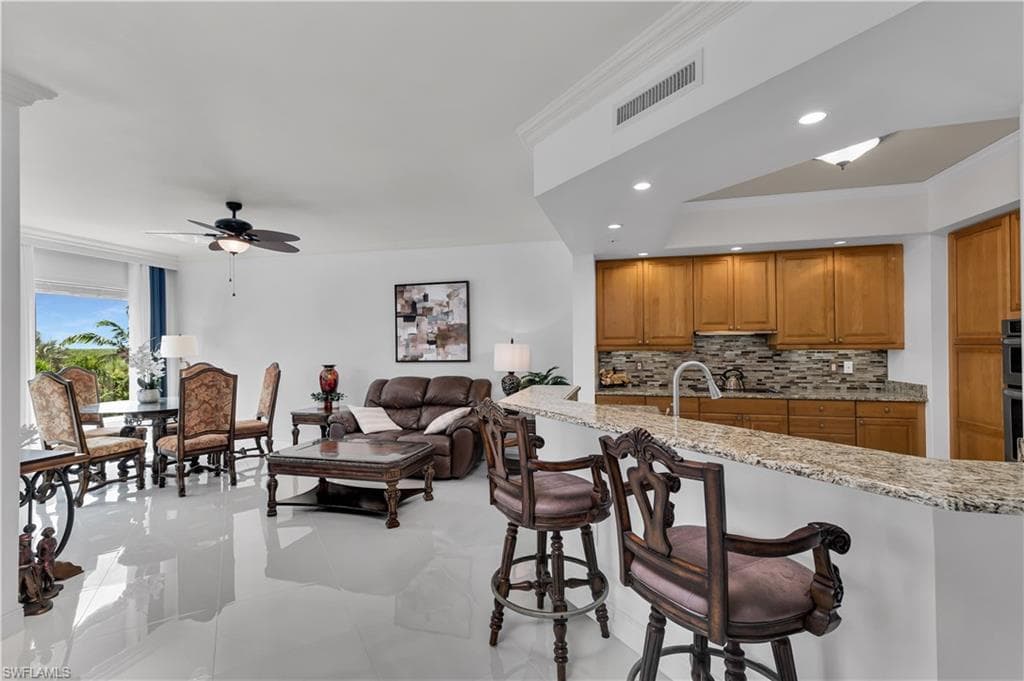 1060 Borghese Ln 204, Naples, FL 34114-15