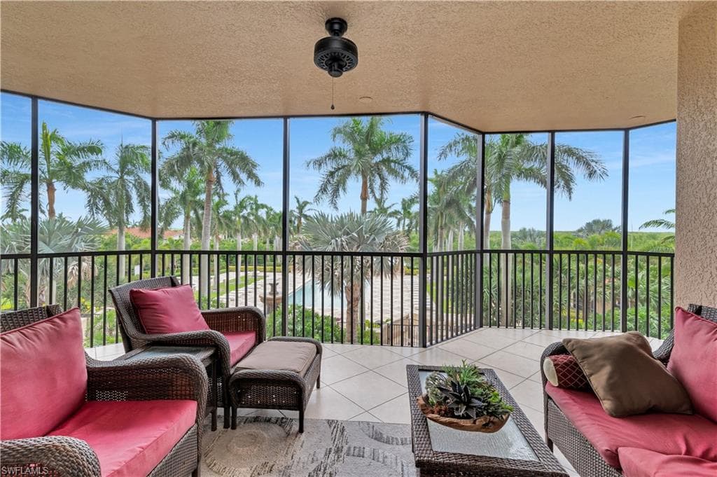 1060 Borghese Ln 204, Naples, FL 34114-23