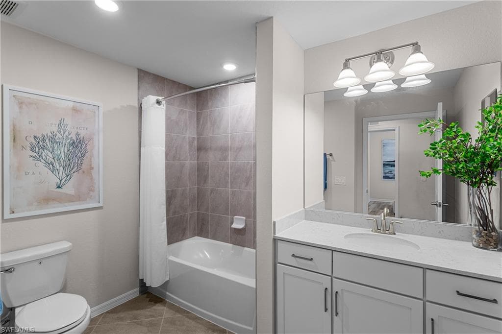 2357 Anguilla Dr 102, Naples, FL 34120-20