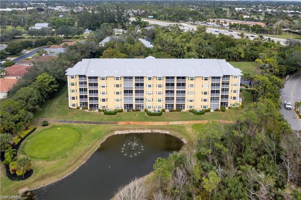 19851 Breckenridge Dr 108, Estero, FL 33928-5