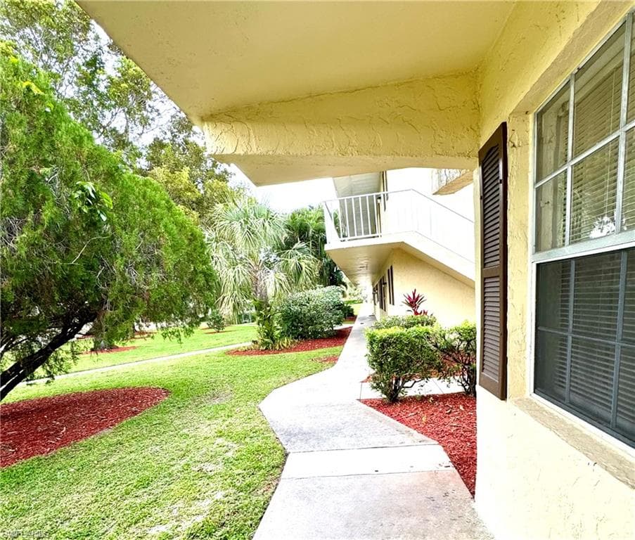 3325 Airport Pulling Rd SW E4, Naples, fl 34105-3