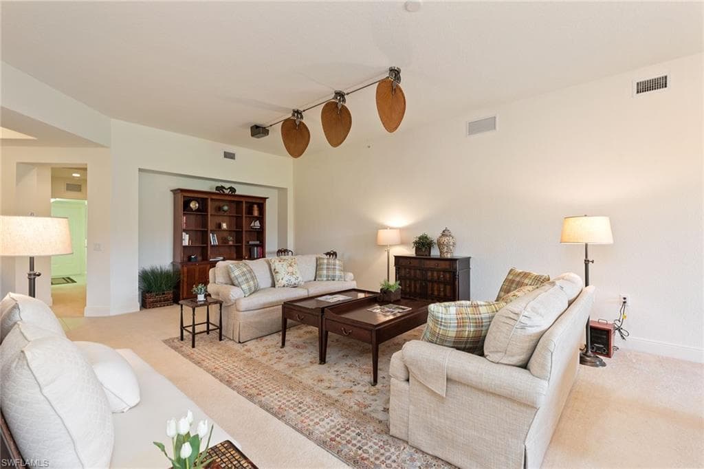 9223 Corfu Ct 104, Naples, FL 34114-10