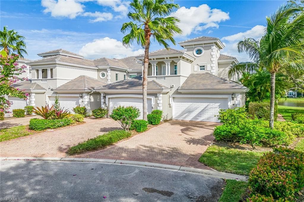 9223 Corfu Ct 104, Naples, FL 34114-26