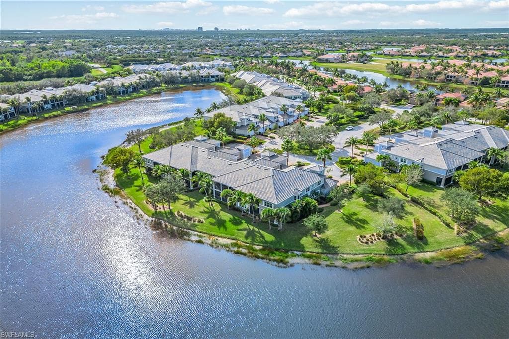 9223 Corfu Ct 104, Naples, FL 34114-2