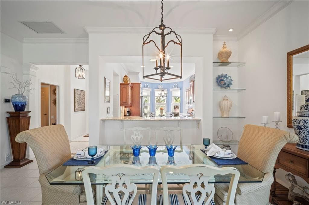 8386 Danbury Blvd, Naples, FL 34120-21