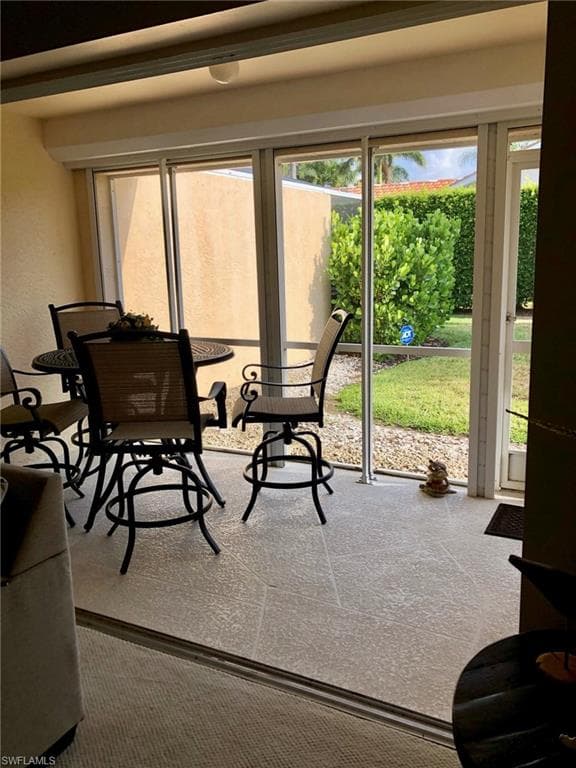 6646 Castlelawn Pl, Naples, FL 34113-19