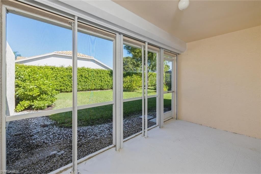 6646 Castlelawn Pl, Naples, FL 34113-20