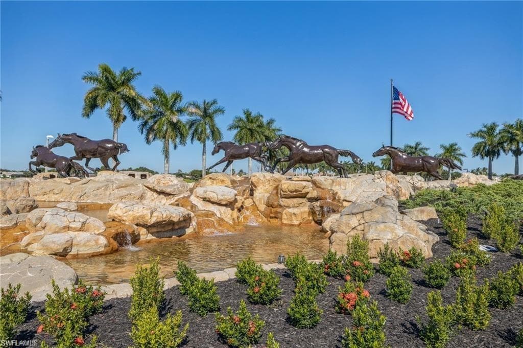 6646 Castlelawn Pl, Naples, FL 34113-25