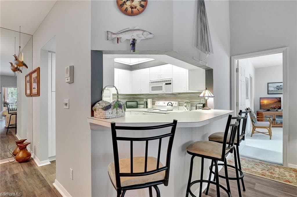102 Siena Way 1306, Naples, FL 34119-9