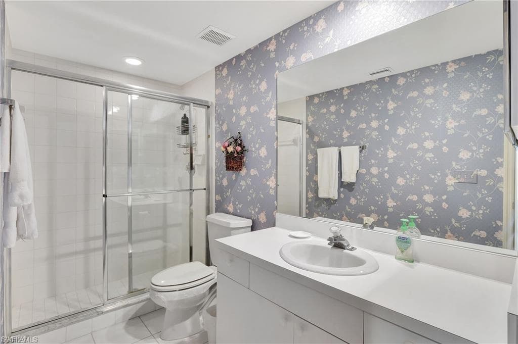 102 Siena Way 1306, Naples, FL 34119-23