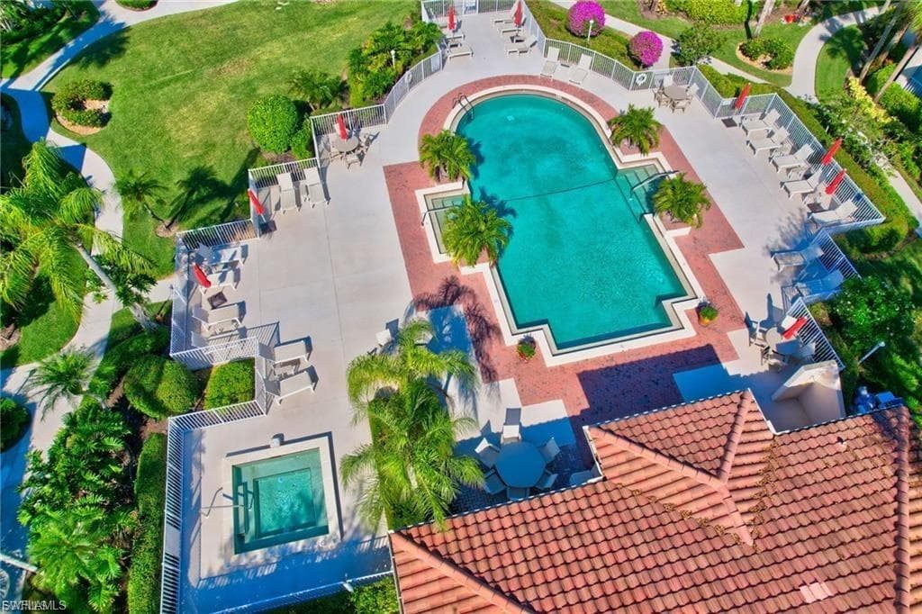 102 Siena Way 1306, Naples, FL 34119-42