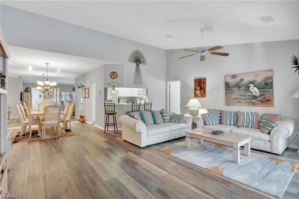 102 Siena Way 1306, Naples, FL 34119-4