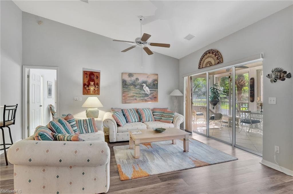 102 Siena Way 1306, Naples, FL 34119-5