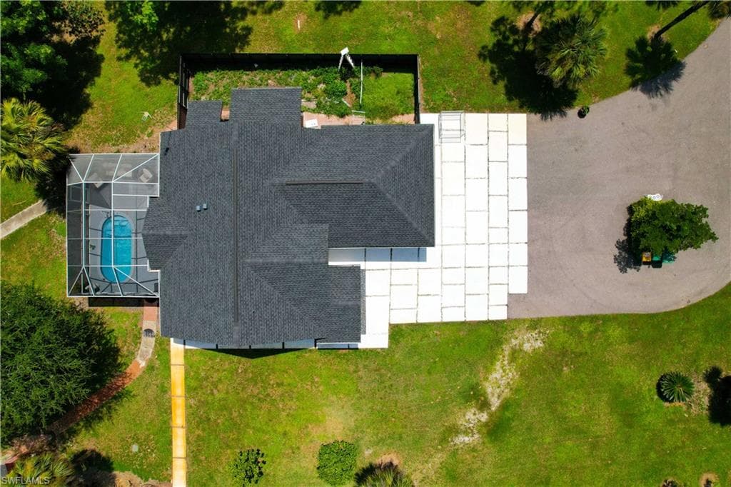 2727 40th Ave SE, Naples, FL 34117-33