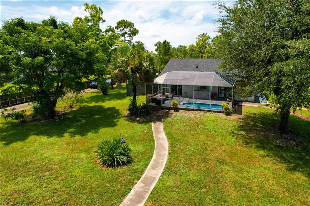 2727 40th Ave SE, Naples, FL 34117-44