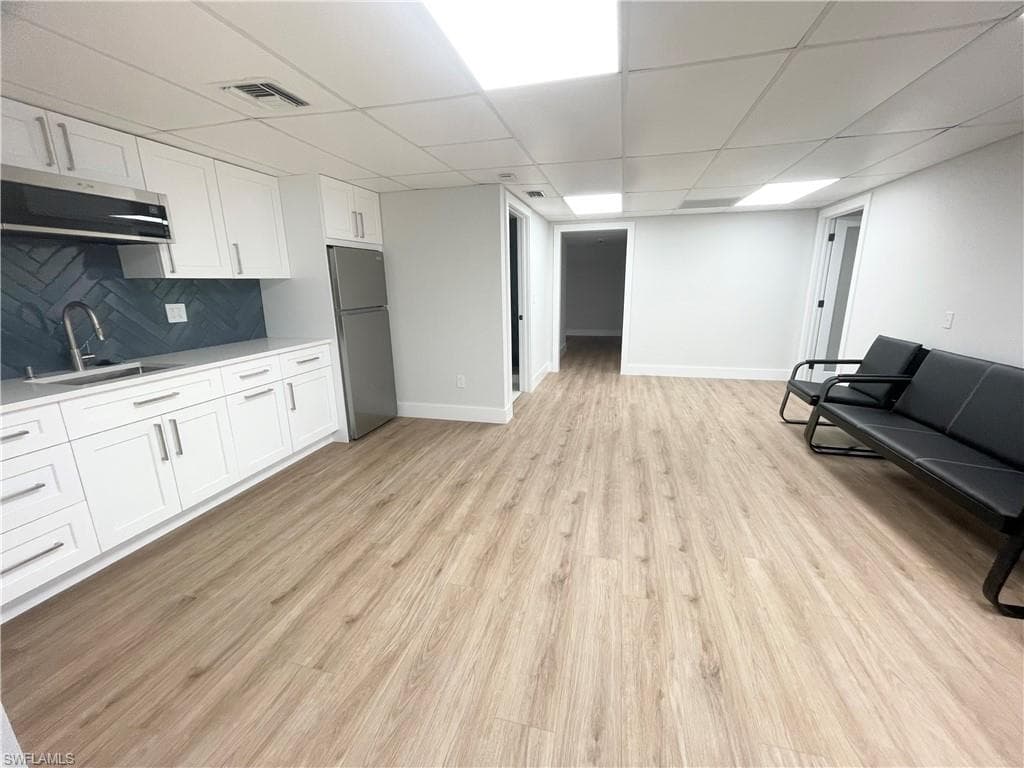 4950 Golden Gate Pkwy C, Naples, FL 34116-4