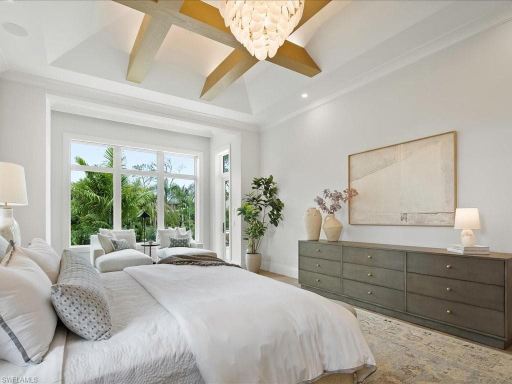208 Hickory Rd, Naples, FL 34108-27