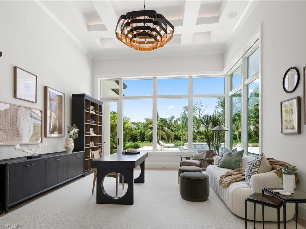 208 Hickory Rd, Naples, FL 34108-31