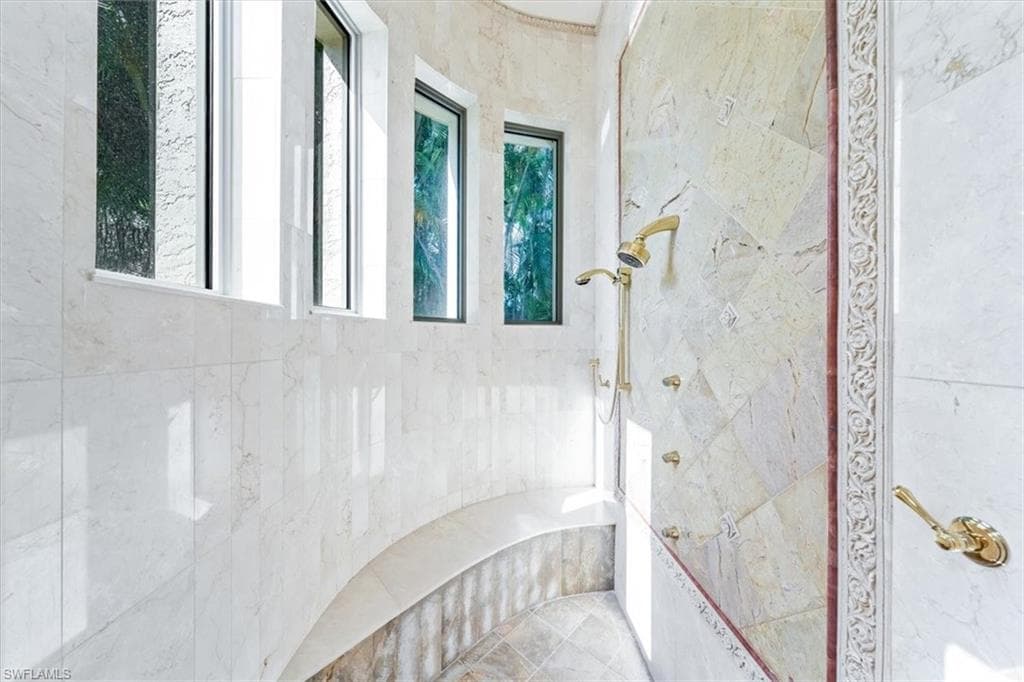 2116 Canna Way, Naples, FL 34105-26