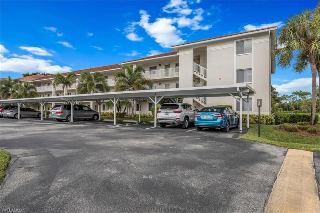 1051 Eastham Way B107, Naples, FL 34104-25