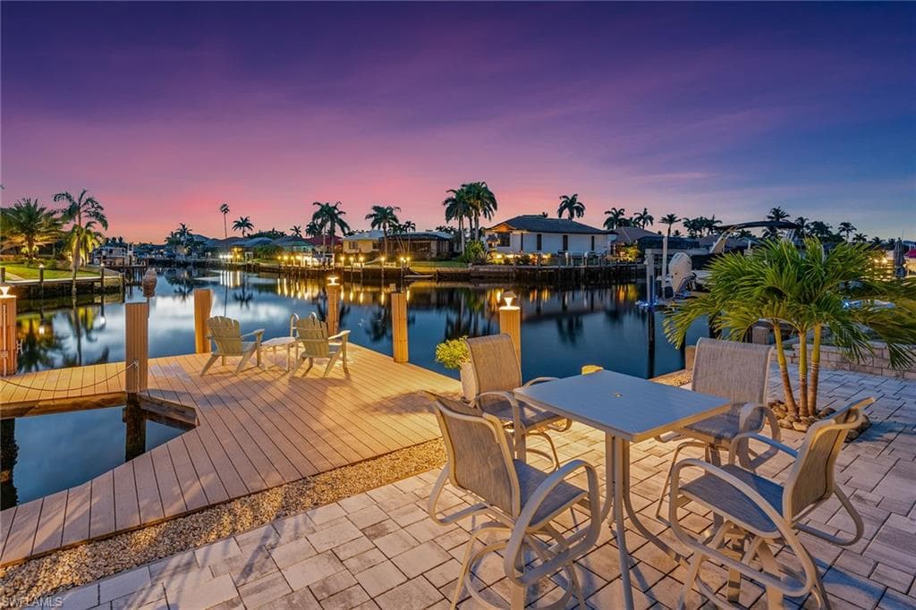 52 Madagascar Ct, Marco Island, FL 34145-37