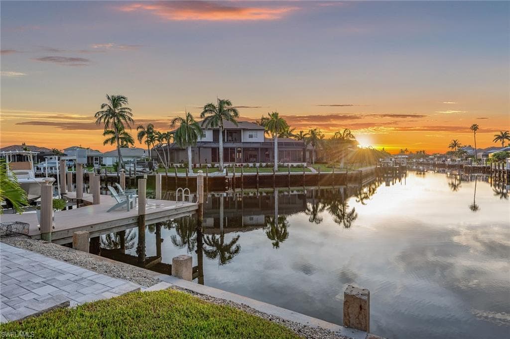 52 Madagascar Ct, Marco Island, FL 34145-41
