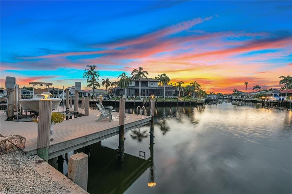 52 Madagascar Ct, Marco Island, FL 34145-42