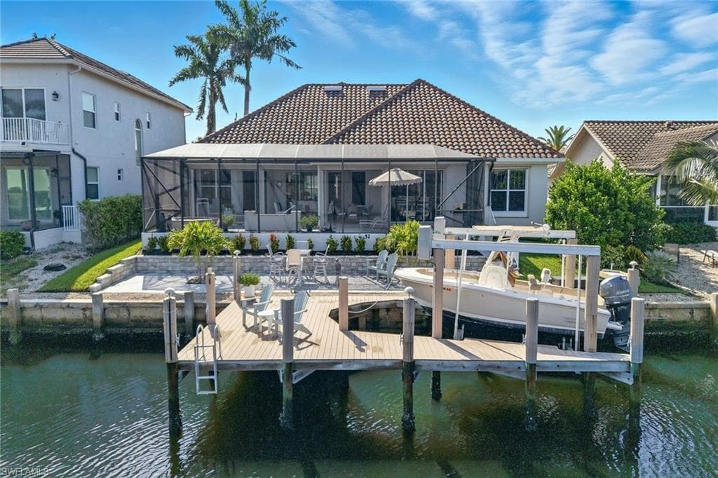 52 Madagascar Ct, Marco Island, FL 34145-44