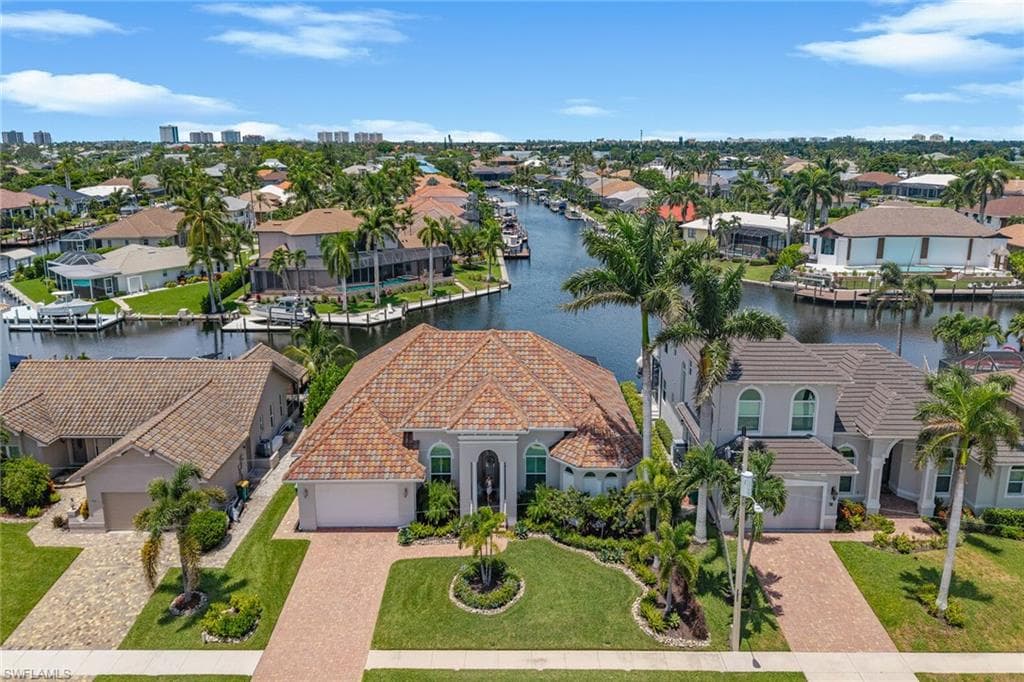 52 Madagascar Ct, Marco Island, FL 34145-46