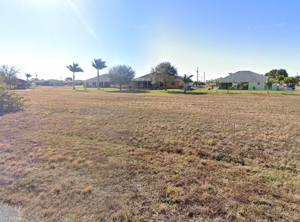 3520 15th Ter, Cape Coral, FL 33993-3