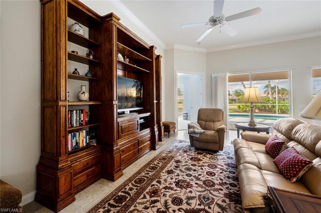 7025 Leopardi Ct, Naples, FL 34114-11