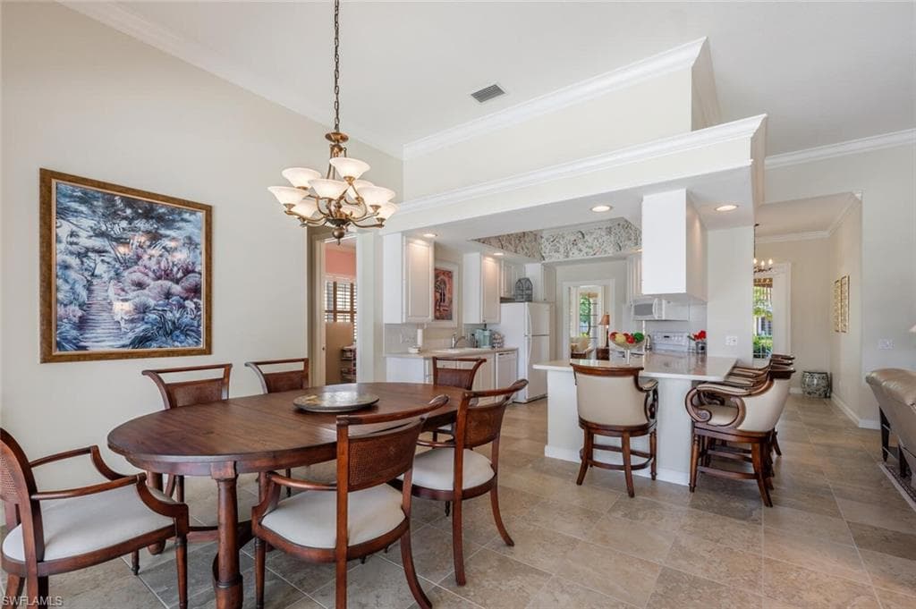7025 Leopardi Ct, Naples, FL 34114-17