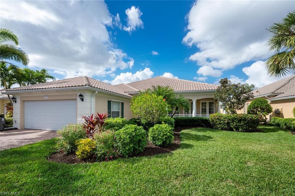 7025 Leopardi Ct, Naples, FL 34114-3