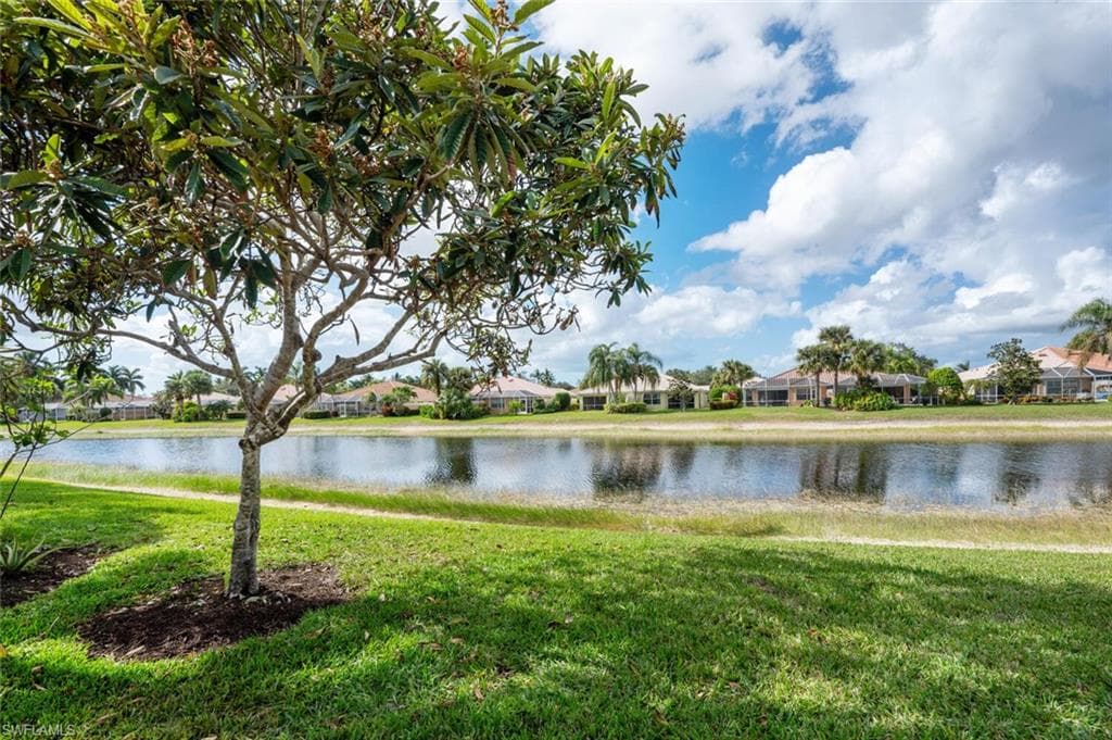 7025 Leopardi Ct, Naples, FL 34114-43