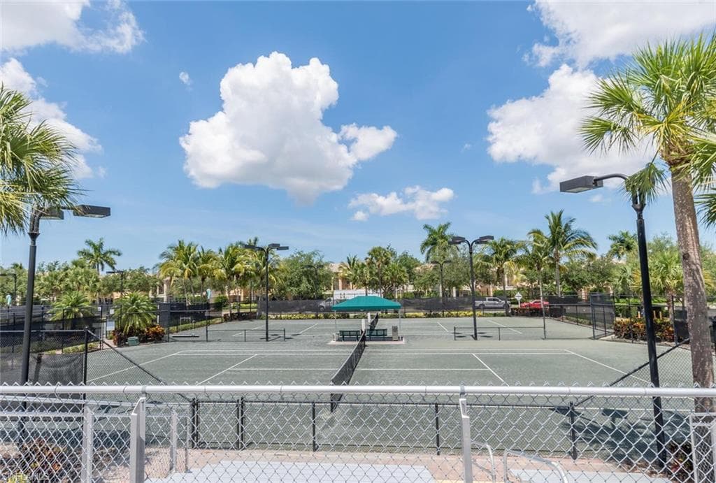7025 Leopardi Ct, Naples, FL 34114-49