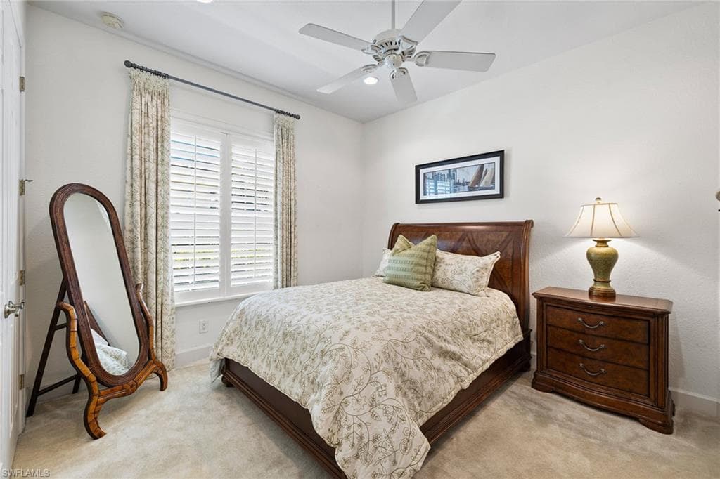 12158 Wicklow Ln, Naples, FL 34120-30