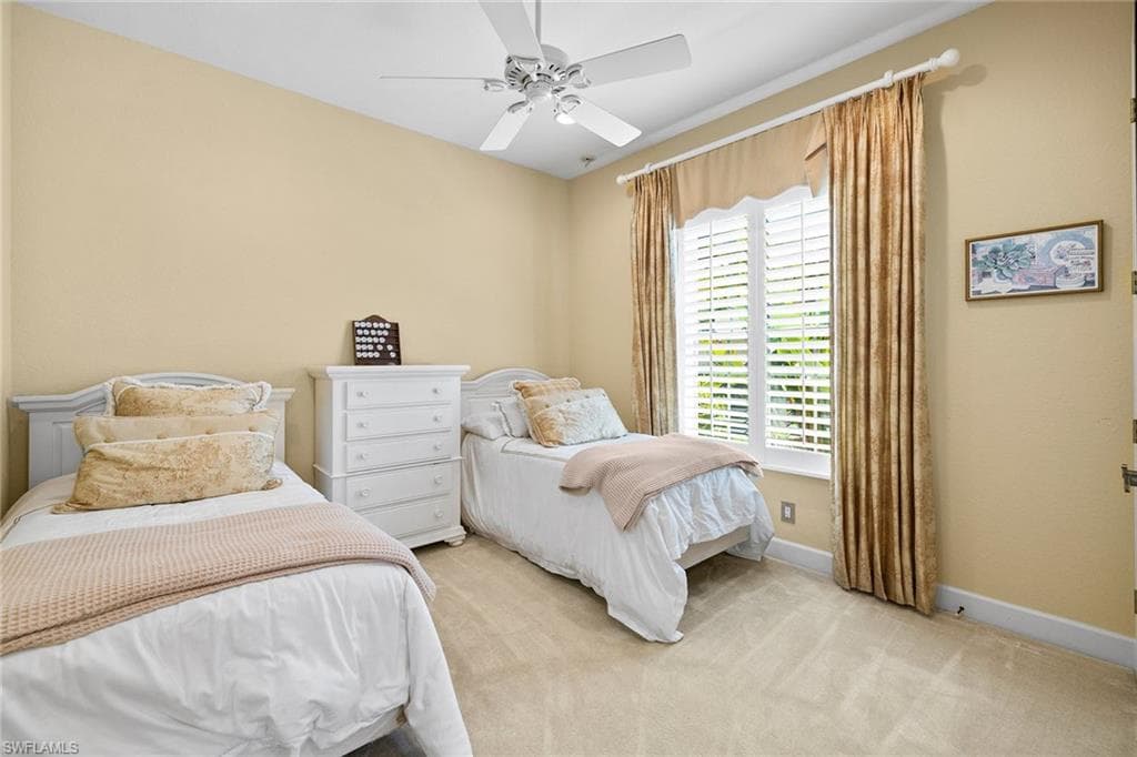 12158 Wicklow Ln, Naples, FL 34120-31