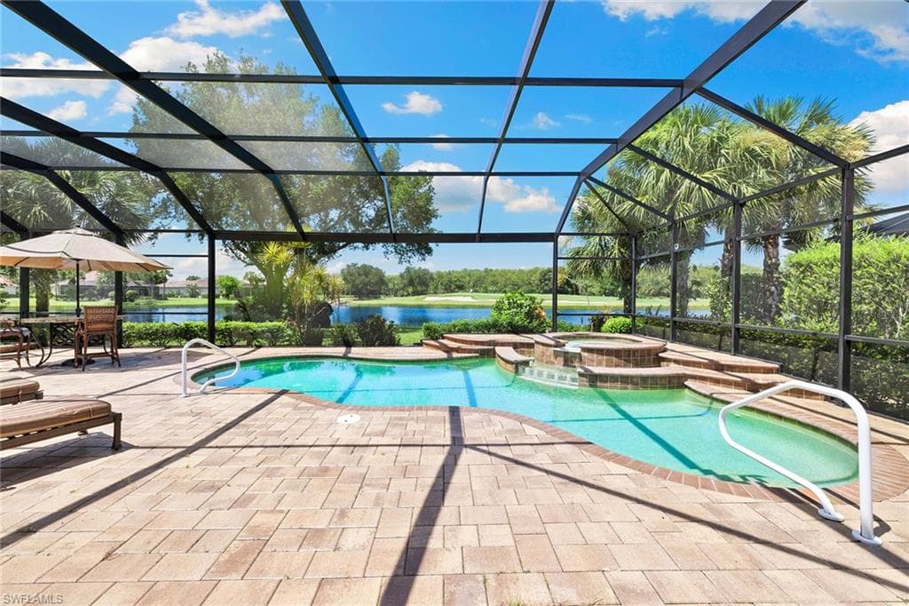 12158 Wicklow Ln, Naples, FL 34120-36