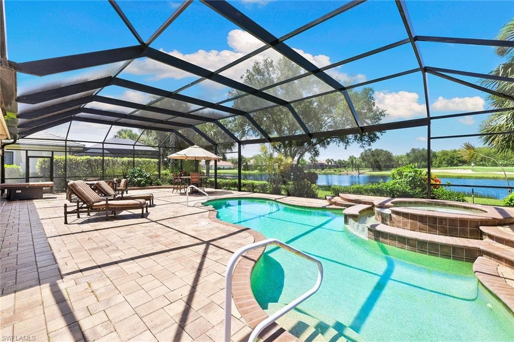 12158 Wicklow Ln, Naples, FL 34120-37