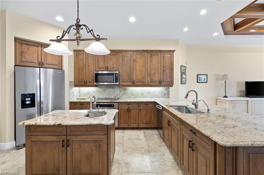 12158 Wicklow Ln, Naples, FL 34120-4