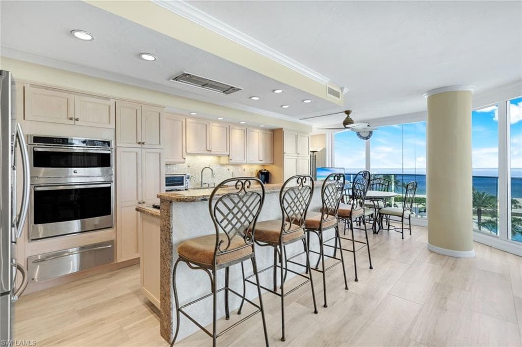 4041 Gulf Shore Blvd N 403, Naples, FL 34103-15