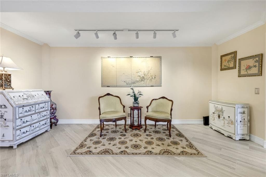 4041 Gulf Shore Blvd N 403, Naples, FL 34103-26