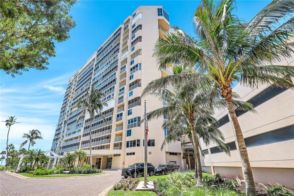 4041 Gulf Shore Blvd N 403, Naples, FL 34103-5