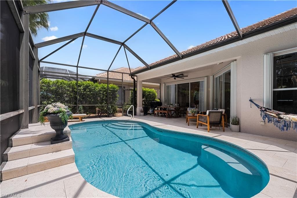 3083 Santorini Ct, Naples, FL 34119-38