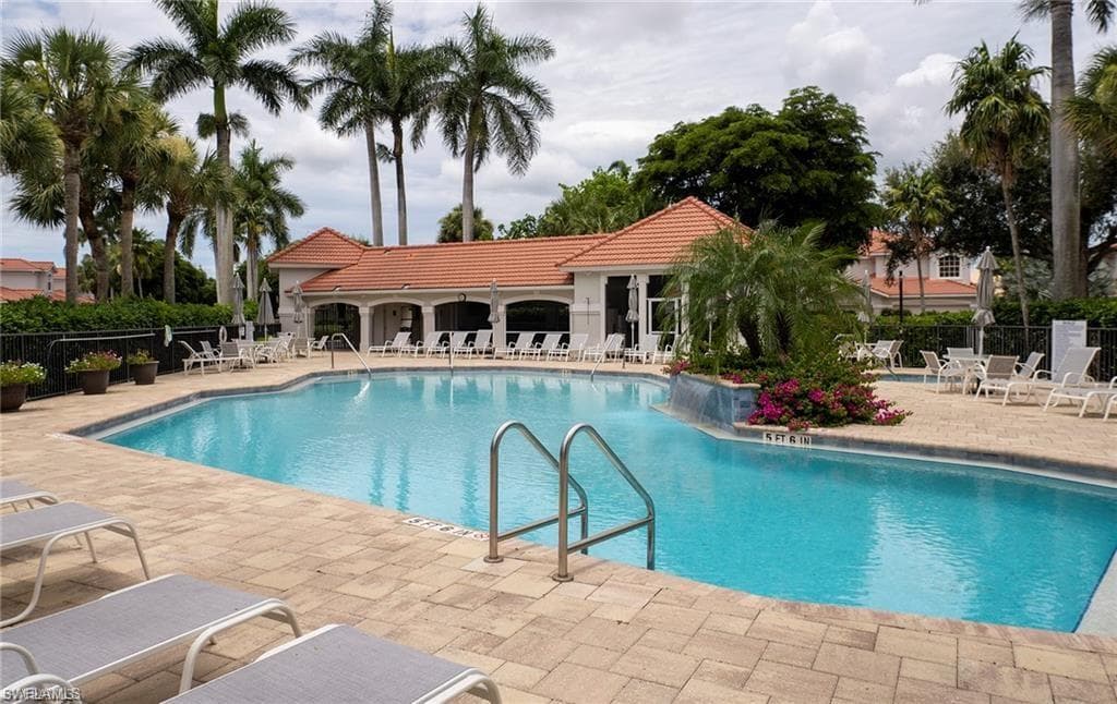 2200 Arielle Dr 1005, Naples, FL 34109-21